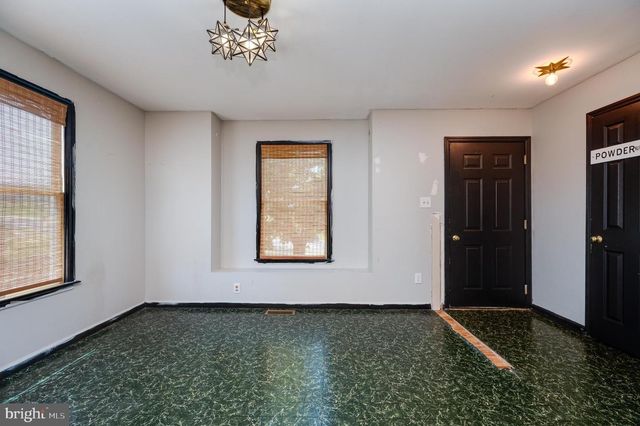272 N WHITEOAK ST, Kutztown, PA 19530