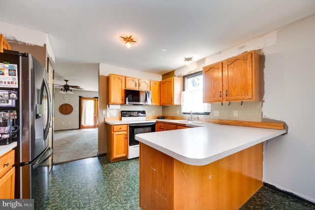 272 N WHITEOAK ST, Kutztown, PA 19530
