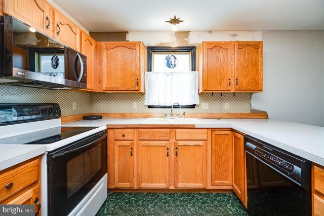 272 N WHITEOAK ST, Kutztown, PA 19530