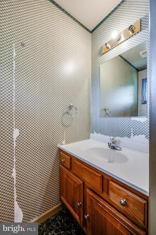 272 N WHITEOAK ST, Kutztown, PA 19530
