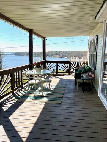 96 Quail Ln, Camden, TN 38320