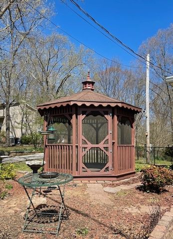 96 Quail Ln, Camden, TN 38320