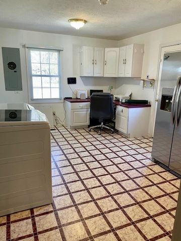 96 Quail Ln, Camden, TN 38320