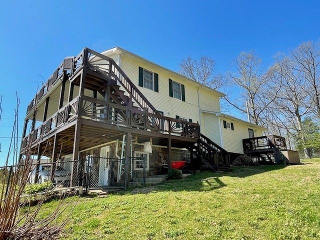 96 Quail Ln, Camden, TN 38320