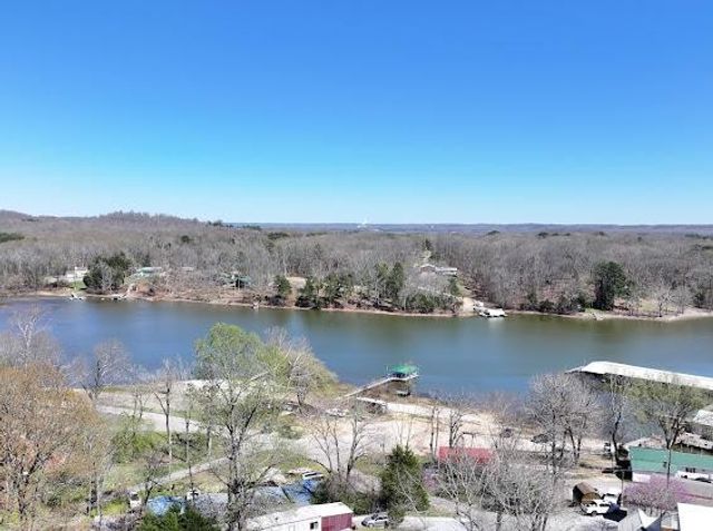 96 Quail Ln, Camden, TN 38320