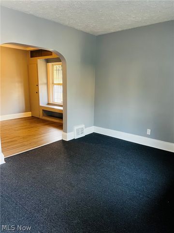 3336 W 90TH Street, Cleveland, OH 44102