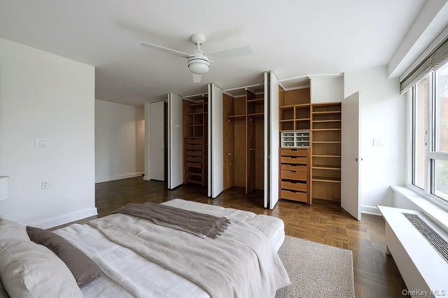 166-25 Powells Cove Boulevard 3F, Beechhurst, NY 11357