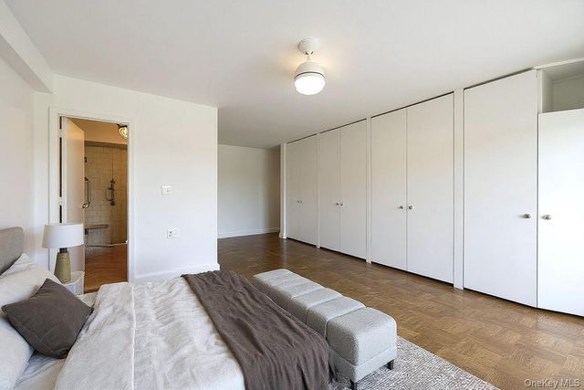 166-25 Powells Cove Boulevard 3F, Beechhurst, NY 11357