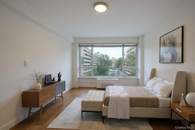 166-25 Powells Cove Boulevard 3F, Beechhurst, NY 11357