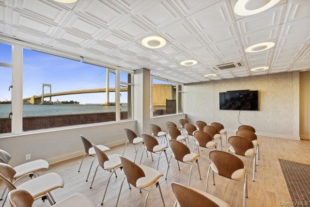 166-25 Powells Cove Boulevard 3F, Beechhurst, NY 11357
