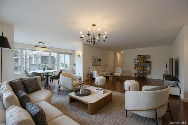 166-25 Powells Cove Boulevard 3F, Beechhurst, NY 11357