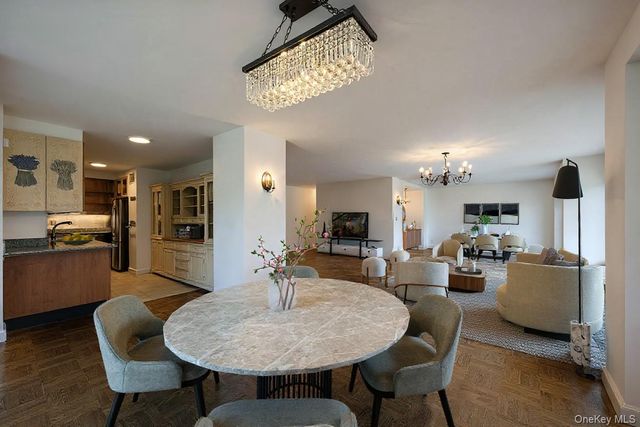 166-25 Powells Cove Boulevard 3F, Beechhurst, NY 11357