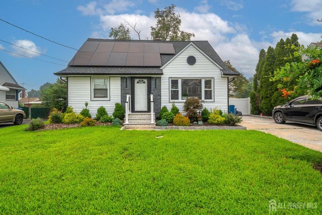 156 Baker Avenue, South Plainfield, NJ 07080