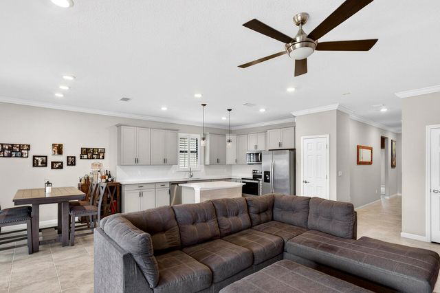 4615 Iron Street, Vero Beach, FL 32967