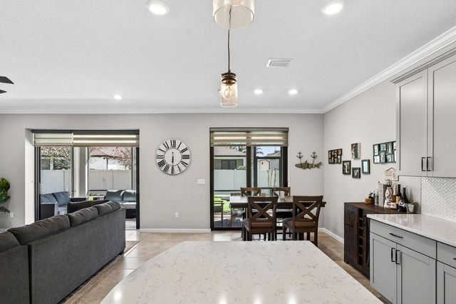 4615 Iron Street, Vero Beach, FL 32967