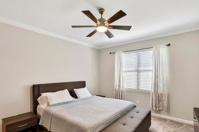 4615 Iron Street, Vero Beach, FL 32967