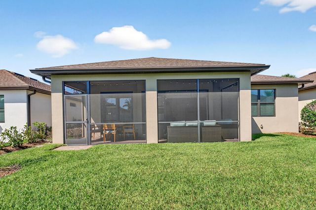 4615 Iron Street, Vero Beach, FL 32967