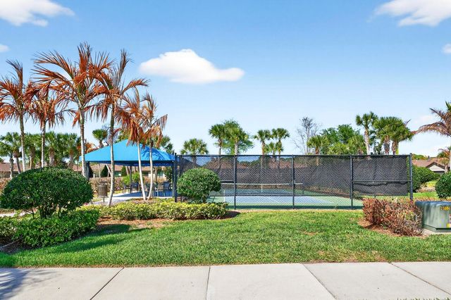 4615 Iron Street, Vero Beach, FL 32967