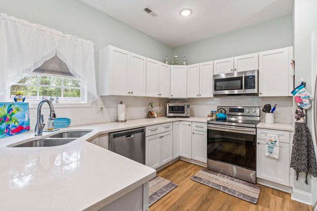 397 Blue Rock Dr., Longs, SC 29568
