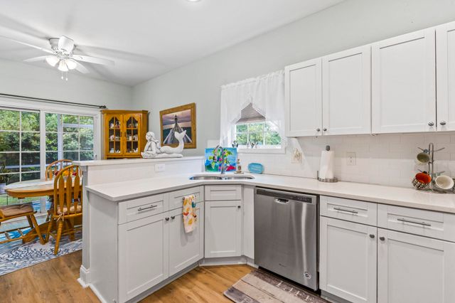 397 Blue Rock Dr., Longs, SC 29568