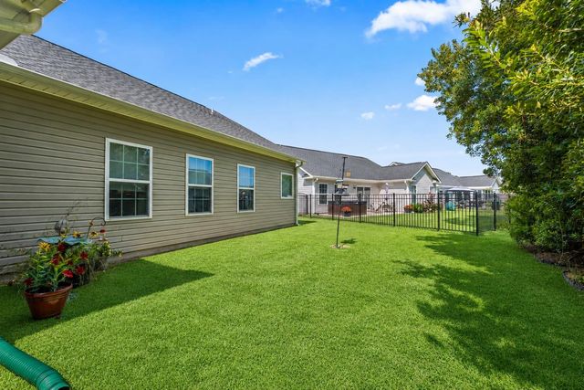 397 Blue Rock Dr., Longs, SC 29568