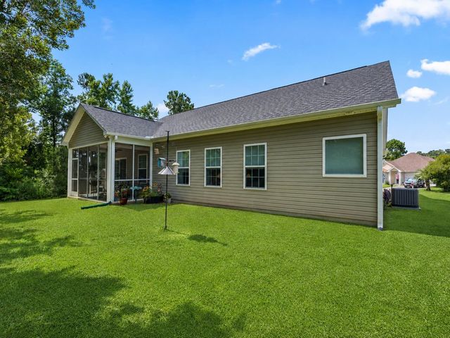 397 Blue Rock Dr., Longs, SC 29568