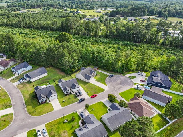 397 Blue Rock Dr., Longs, SC 29568