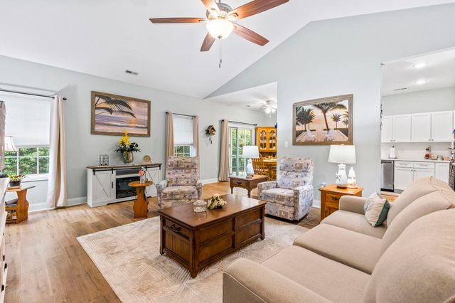 397 Blue Rock Dr., Longs, SC 29568