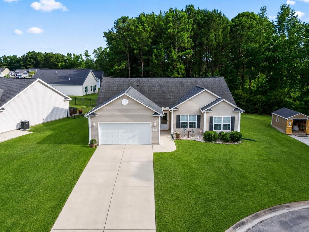 397 Blue Rock Dr., Longs, SC 29568