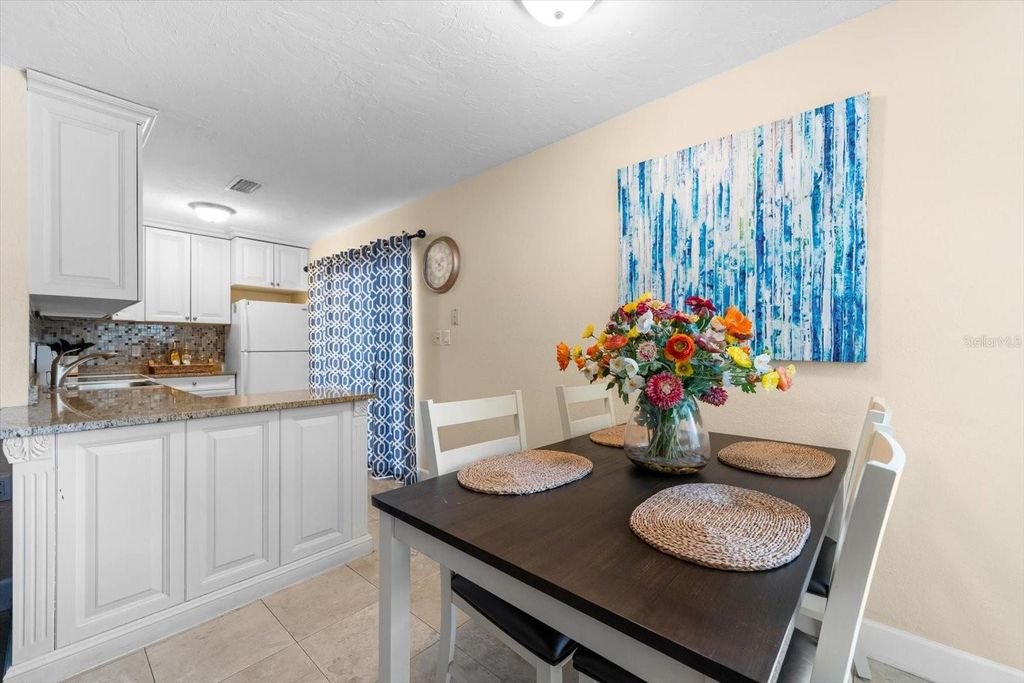 Image 11 of property listing at 6451 ELMWOOD AVENUE H, Sarasota, FL 34231