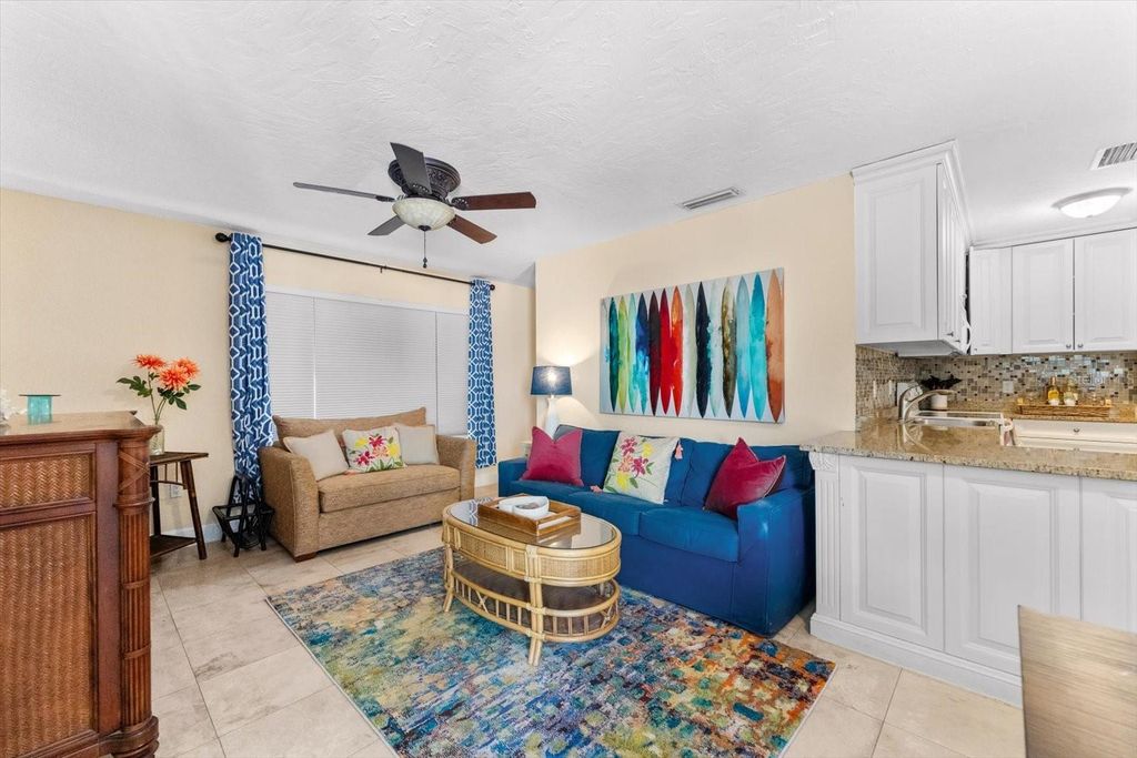 Image 21 of property listing at 6451 ELMWOOD AVENUE H, Sarasota, FL 34231