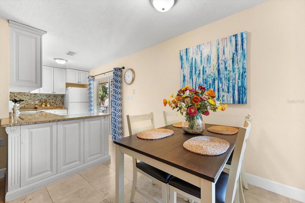 Image 25 of property listing at 6451 ELMWOOD AVENUE H, Sarasota, FL 34231