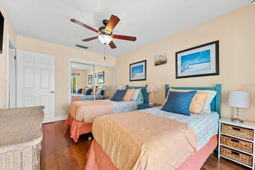 Image 39 of property listing at 6451 ELMWOOD AVENUE H, Sarasota, FL 34231