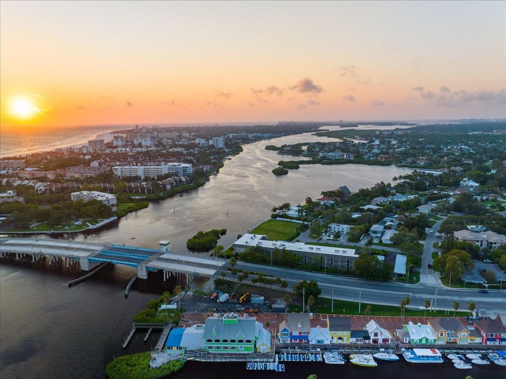 Image 59 of property listing at 6451 ELMWOOD AVENUE H, Sarasota, FL 34231