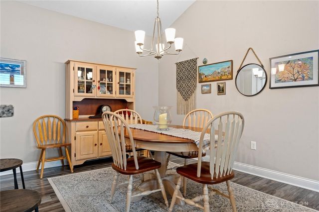 1235 Bourdeaux Way, Centerville, OH 45458