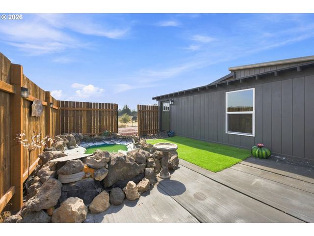 7317 Sw SPARROW Dr, Terrebonne, OR 97760