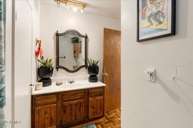 17040 S BOW STRING Road, Munds Park, AZ 86017