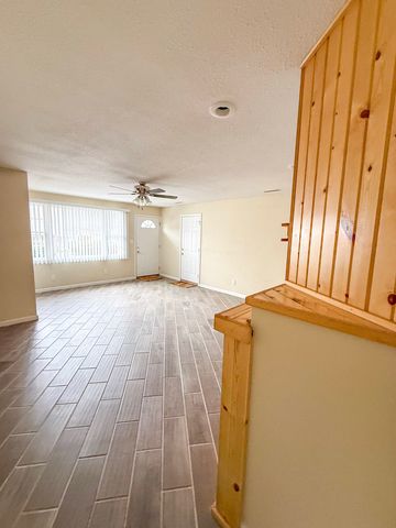 1516 Elisha Street, Danville, IL 61832