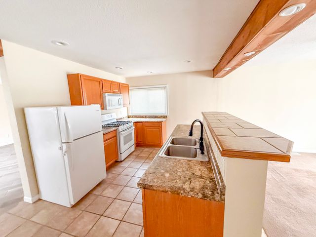 1516 Elisha Street, Danville, IL 61832