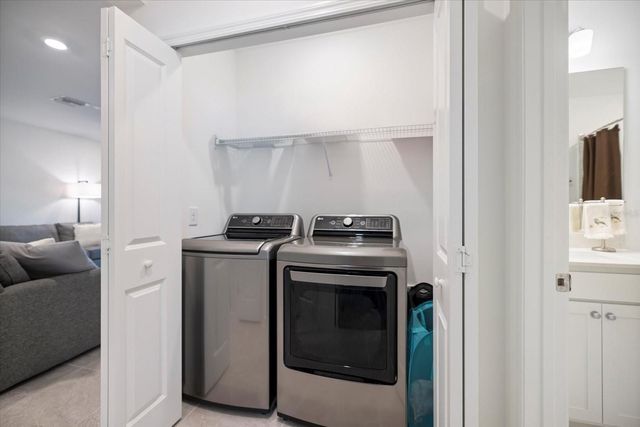 6511 SILVERSTAR DRIVE, Sarasota, FL 34240