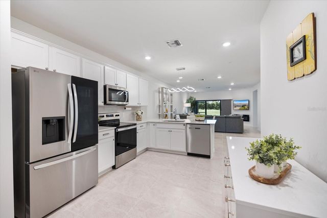 6511 SILVERSTAR DRIVE, Sarasota, FL 34240