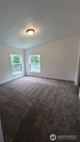 104 Sun Valley Drive, Chehalis, WA 98532