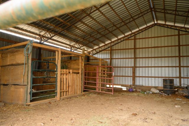 198 Polk Road 8, Wickes, AR 71973