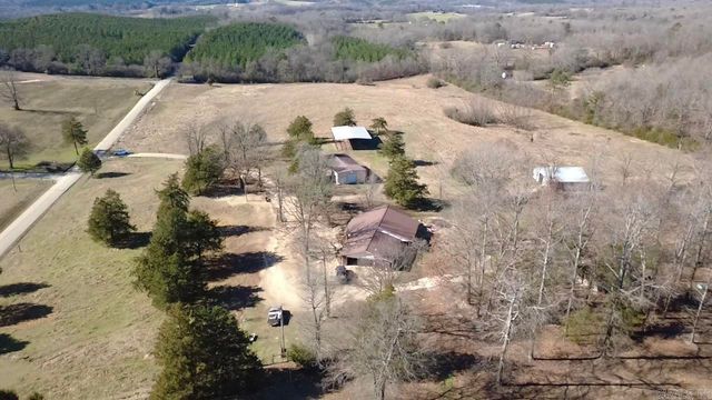 198 Polk Road 8, Wickes, AR 71973