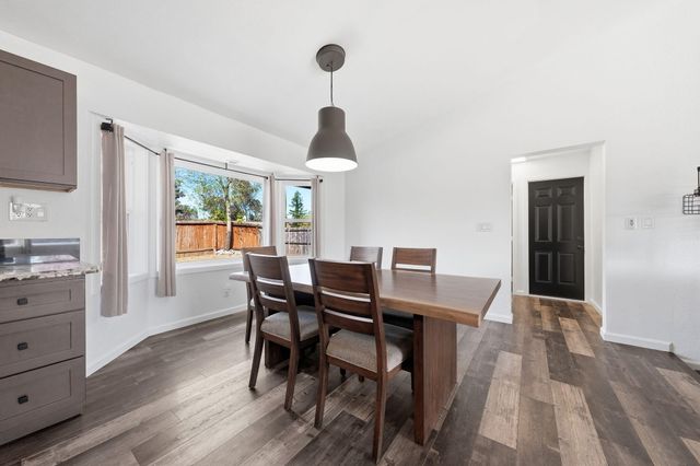 1692 Kildare Drive, Redding, CA 96001