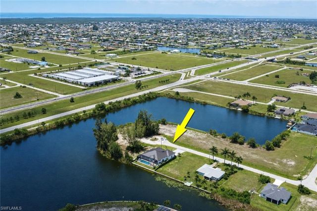3016 6th TER, Cape Coral, FL 33993