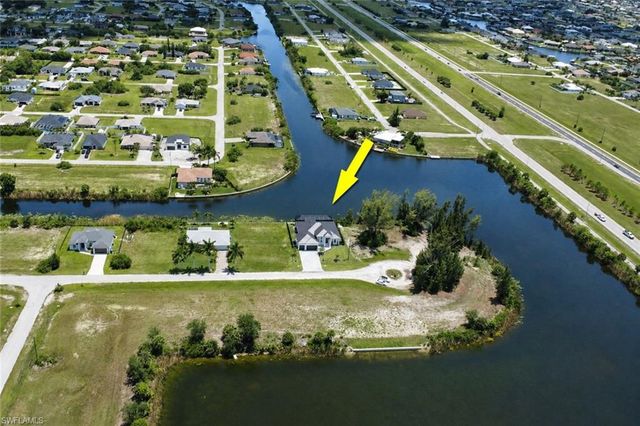3016 6th TER, Cape Coral, FL 33993