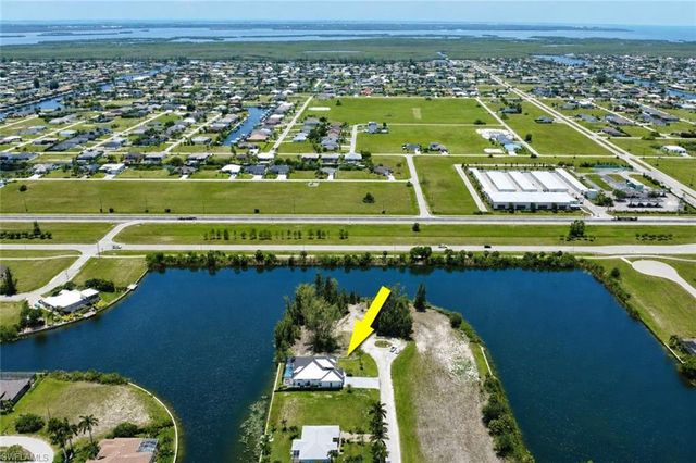 3016 6th TER, Cape Coral, FL 33993