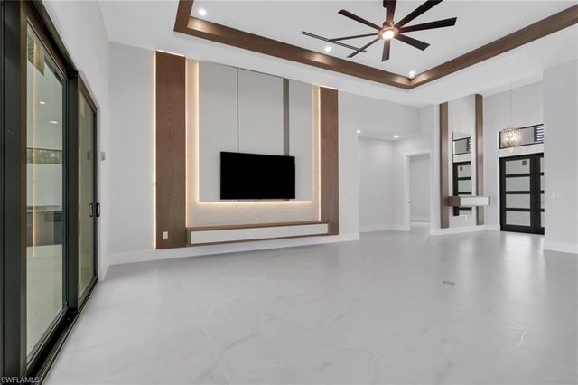 3016 6th TER, Cape Coral, FL 33993