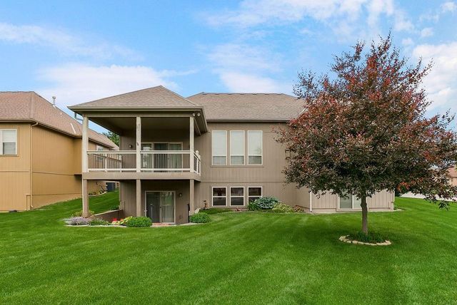 1422 Brompton Lane, Raymore, MO 64083